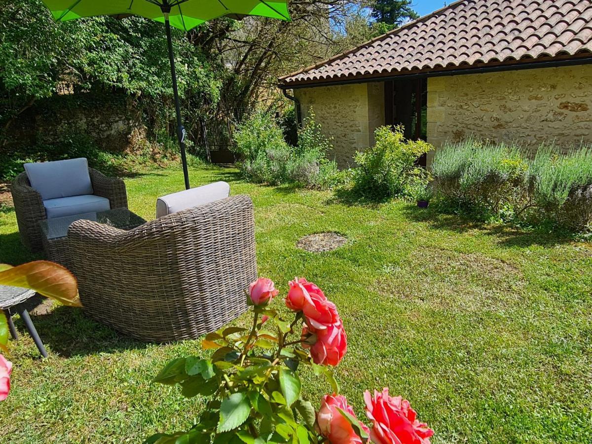 Ferme De Tayac - Charme Avec Pool Hotel Les Eyzies ภายนอก รูปภาพ