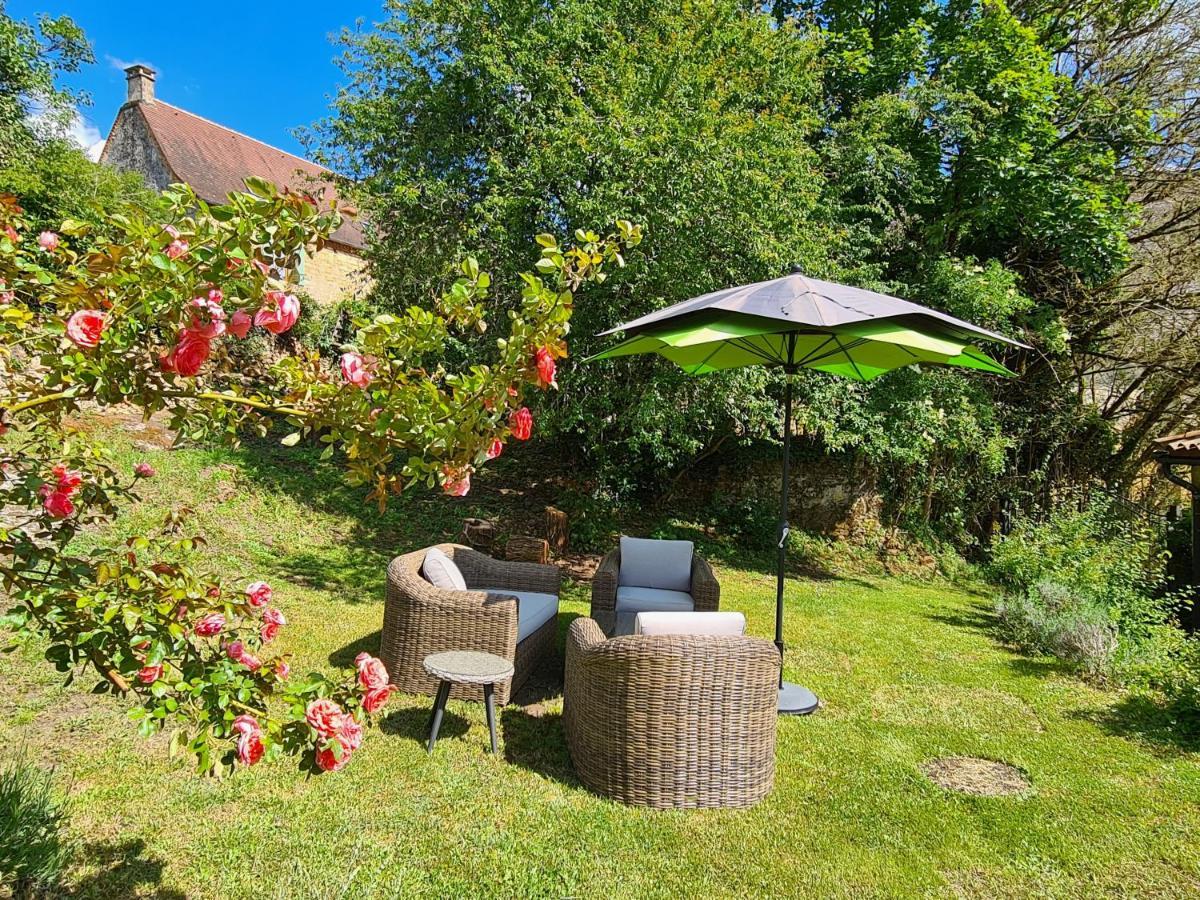 Ferme De Tayac - Charme Avec Pool Hotel Les Eyzies ภายนอก รูปภาพ