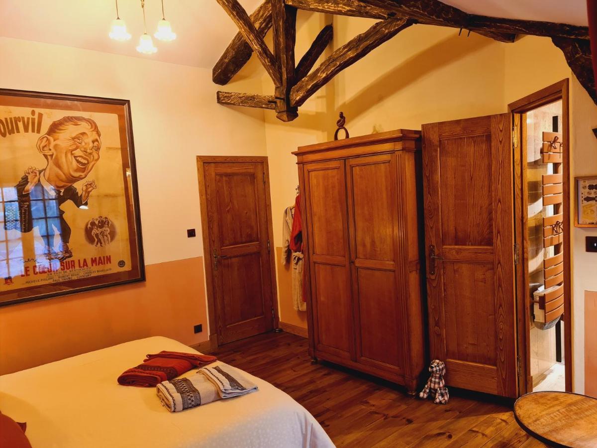 Ferme De Tayac - Charme Avec Pool Hotel Les Eyzies ภายนอก รูปภาพ