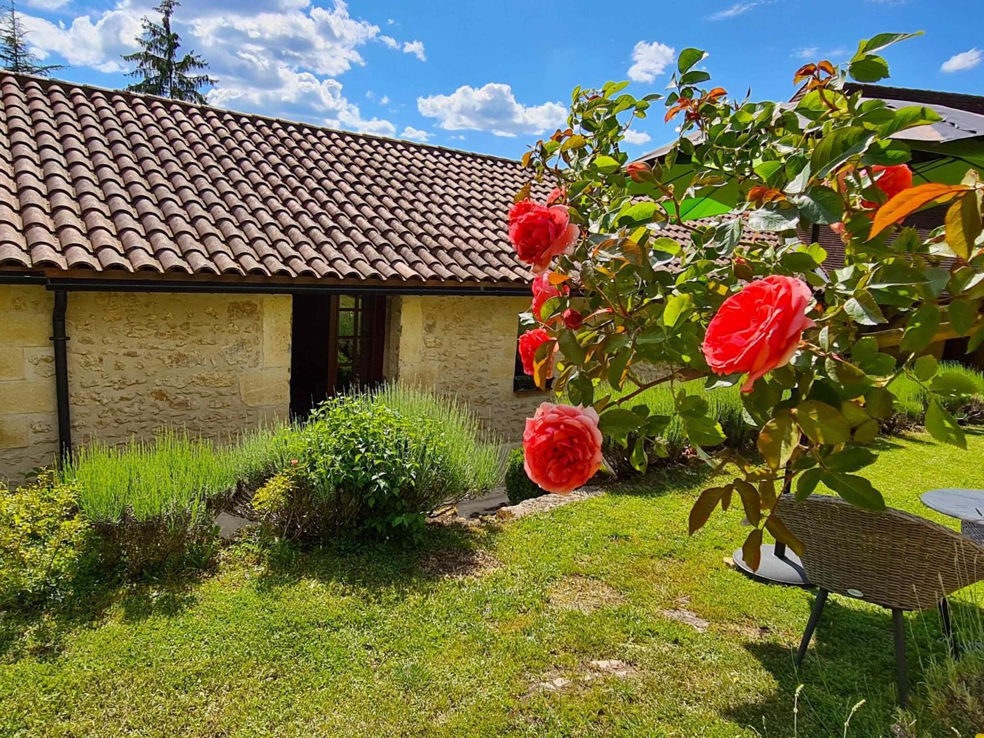 Ferme De Tayac - Charme Avec Pool Hotel Les Eyzies ภายนอก รูปภาพ
